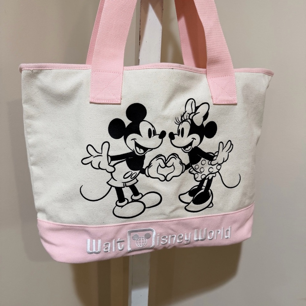 NEW 2026 SPRING “SEASONS OF LOVE” MICKEY & MINNIE LARGE CANVAS ZIP TOTE - Picture 6 of 10
